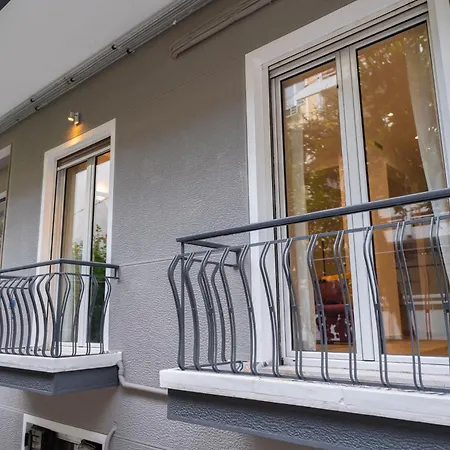 Spacious Modern Apartment In Athens Near Metro Εξωτερικό φωτογραφία