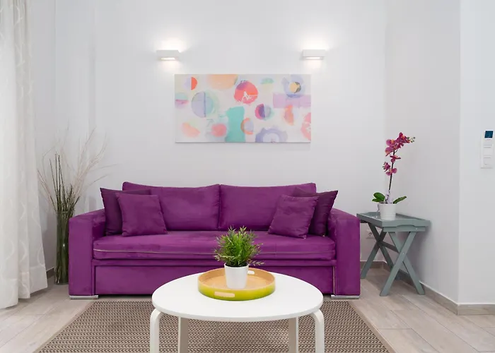 Spacious Modern Apartment In Athens Near Metro