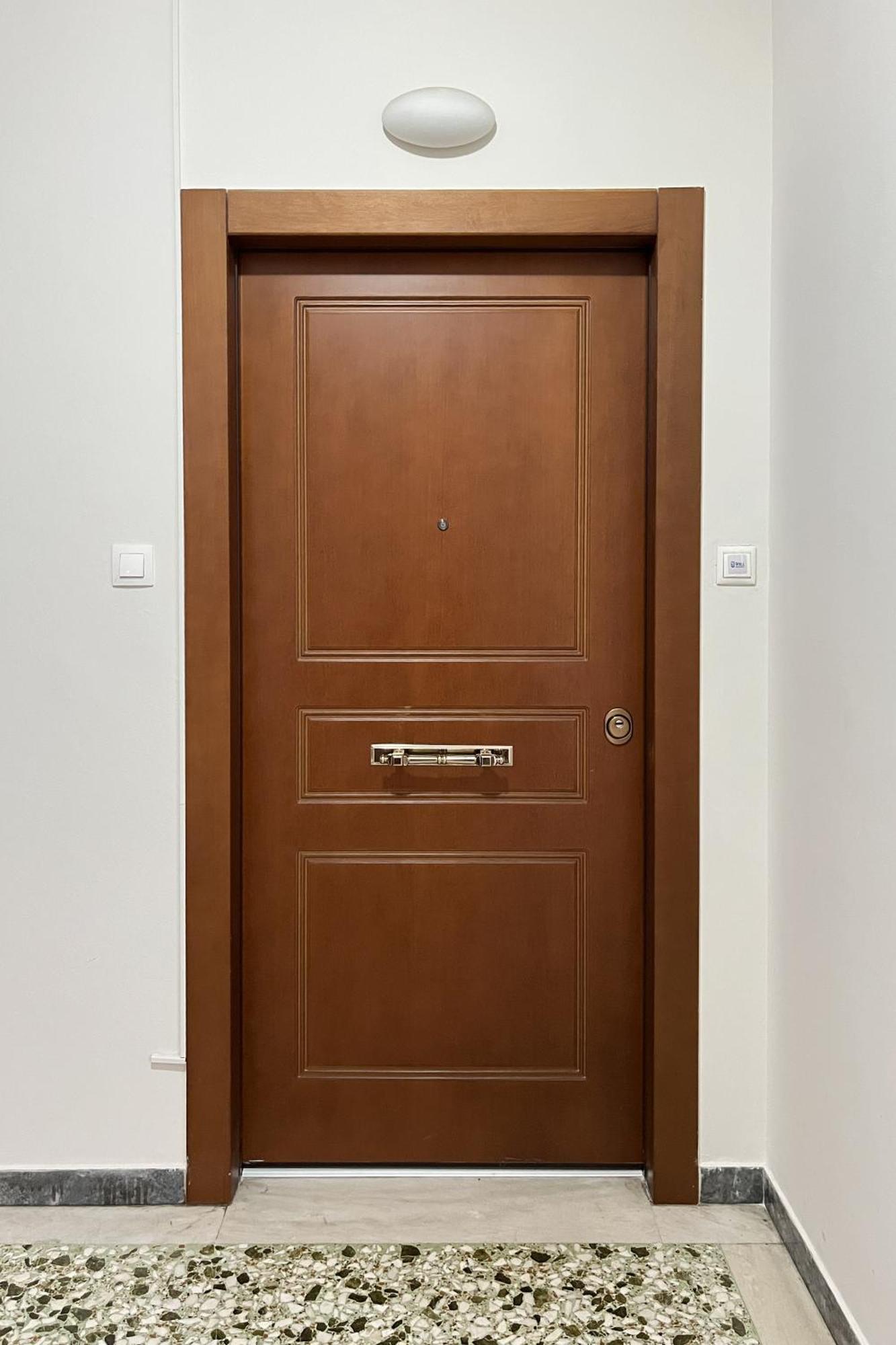 Apartment Spacious Modern In Near Metro